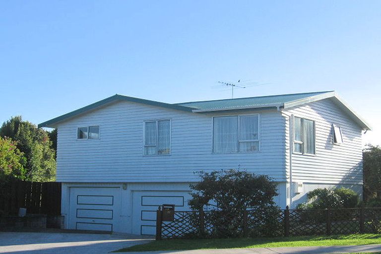 Photo of property in 37 Te Kupe Road, Paraparaumu Beach, Paraparaumu, 5032