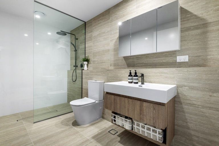 Photo of property in 1/12g Marlborough Crescent, Hobsonville, Auckland, 0616