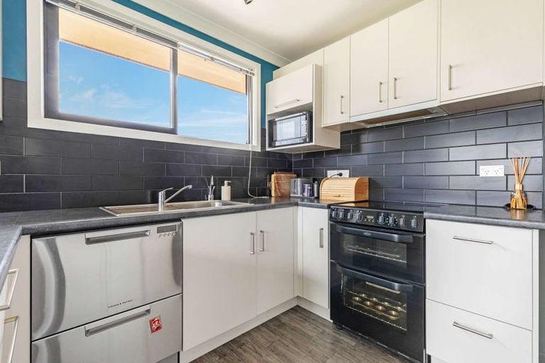 Photo of property in 53 Puriri Crescent, Edgecumbe, 3120