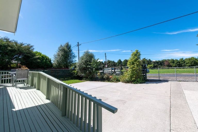 Photo of property in 6a Neil Road, Fairy Springs, Rotorua, 3015