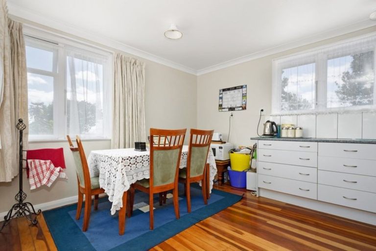 Photo of property in 10a Somerset Grove, Parkvale, Tauranga, 3112