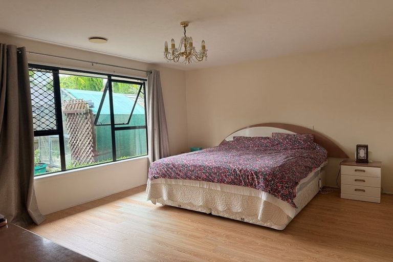 Photo of property in 18 Shaftesbury Street, Avonhead, Christchurch, 8042