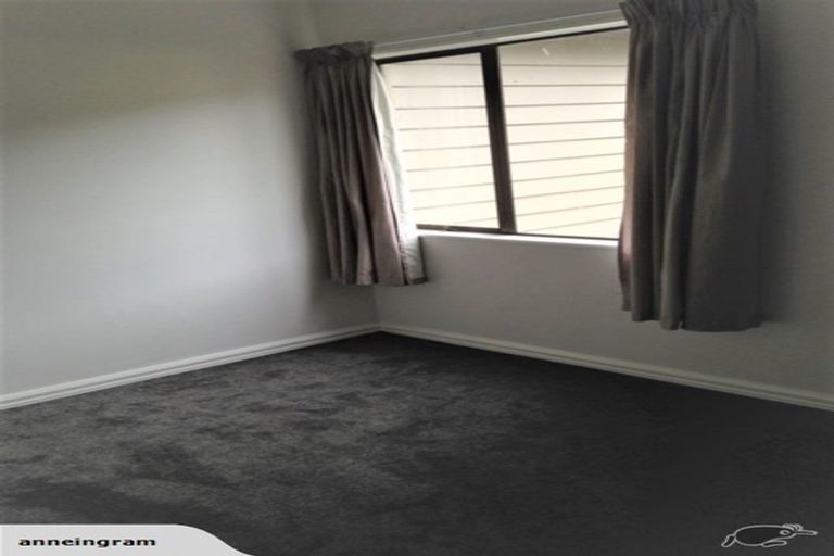 Photo of property in 112 Weka Street, Miramar, Wellington, 6022