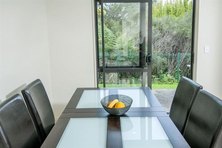 Photo of property in 23 Westglen Place, Ranui, Auckland, 0612