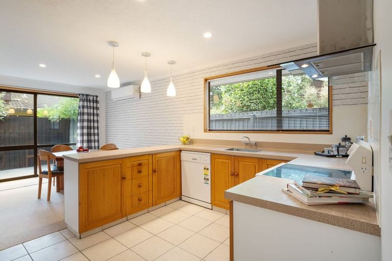 Photo of property in 1/82 Waratah Street, Avondale, Christchurch, 8061