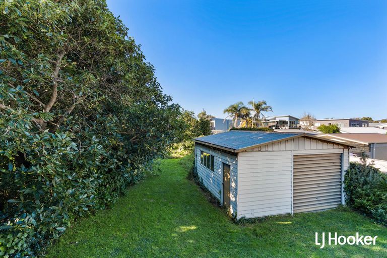 Photo of property in 39 Pio Road, Bowentown, Waihi Beach, 3177