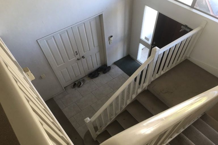 Photo of property in 12 Glanmire Place, Flat Bush, Auckland, 2016