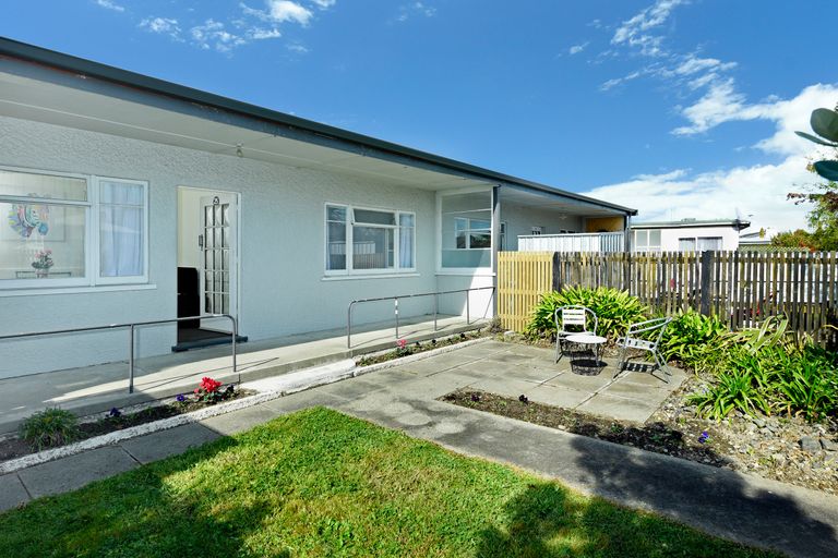 Photo of property in 25 Golf Road, Tahunanui, Nelson, 7011