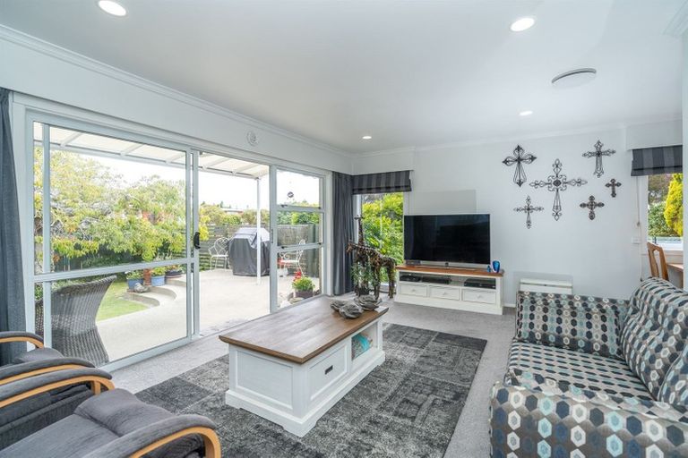 Photo of property in 4 Pulham Crescent, Queenwood, Hamilton, 3210