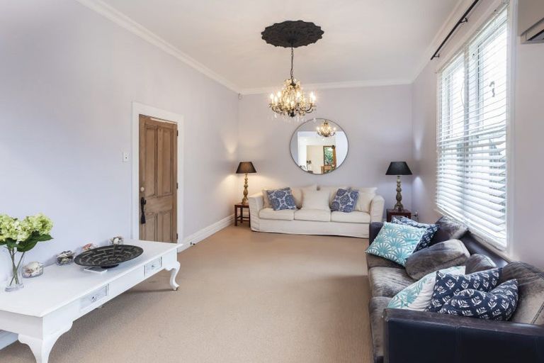 Photo of property in 79 North Avon Road, Richmond, Christchurch, 8013