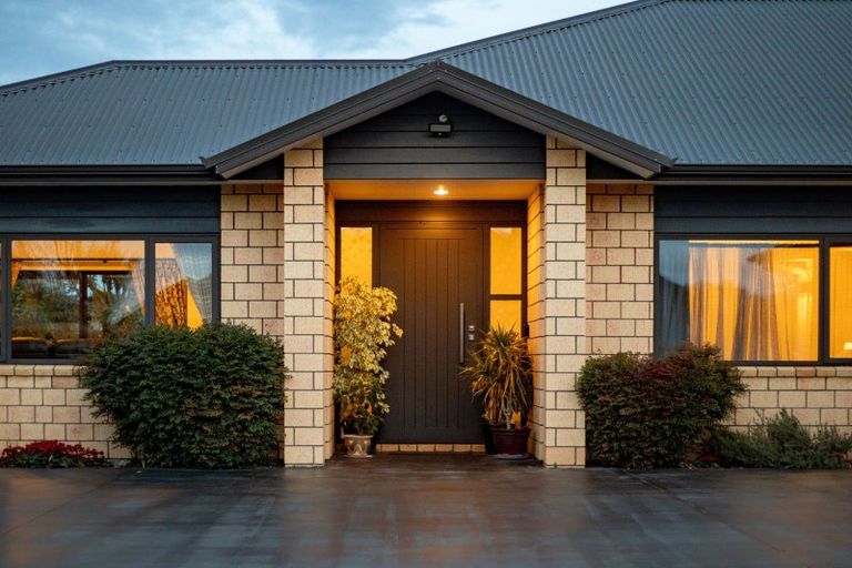 Photo of property in 9 Aquila Crescent, Rototuna North, Hamilton, 3210