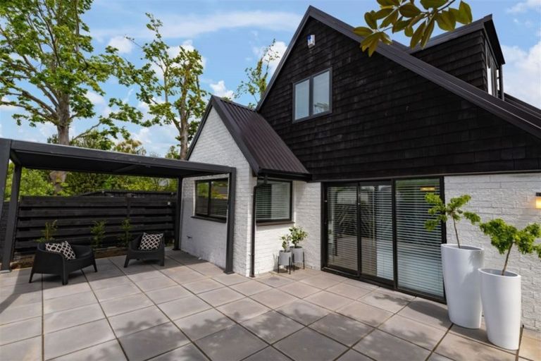 Photo of property in 2/23 Hamilton Avenue, Ilam, Christchurch, 8041