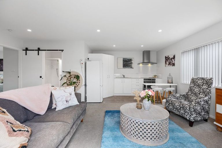 Photo of property in 11 Kamahi Crescent, Papamoa Beach, Papamoa, 3118