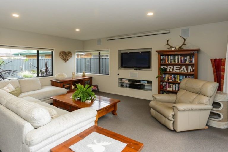 Photo of property in 9 Palliser Place, Poraiti, Napier, 4112