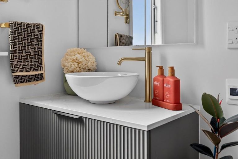 Photo of property in 136 Matsons Avenue, Papanui, Christchurch, 8053