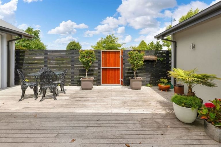 Photo of property in 122 Pegasus Boulevard, Pegasus, 7612