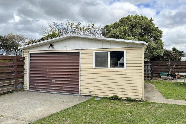 Photo of property in 135 California Drive, Totara Park, Upper Hutt, 5018