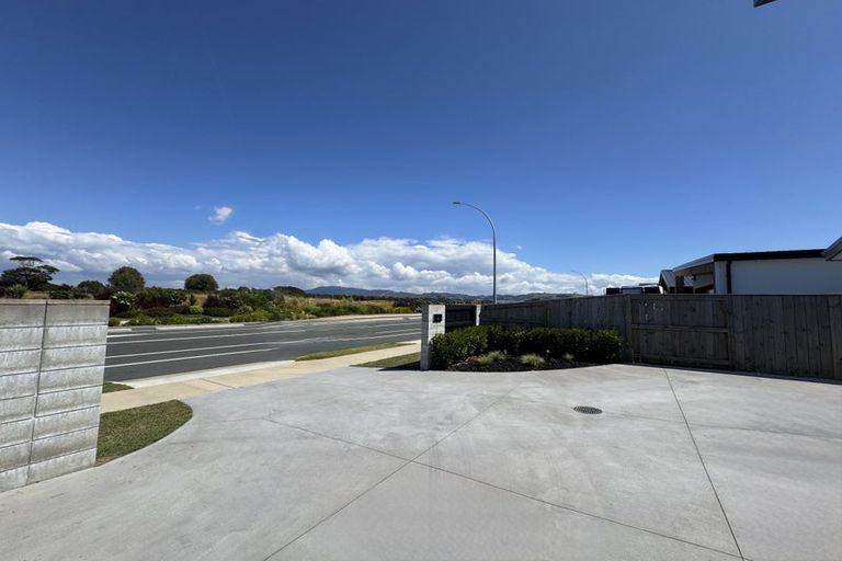 Photo of property in 269 Te Okuroa Drive, Papamoa, 3118