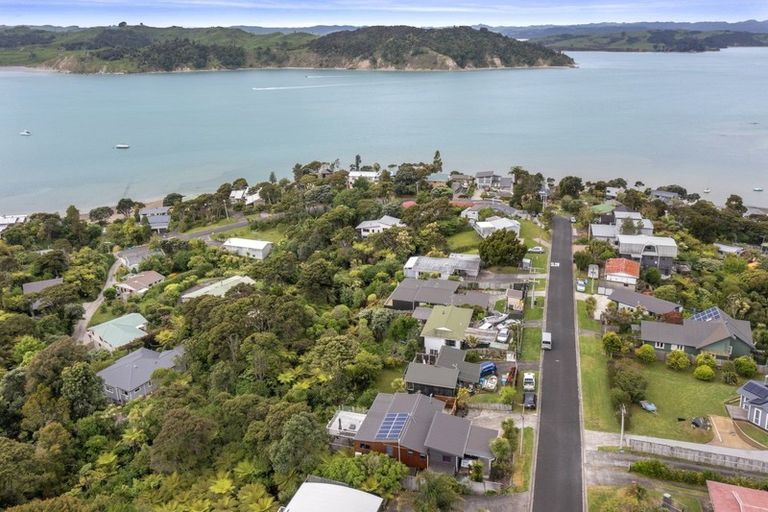 Photo of property in 8 Bay View Road, Raglan, 3225