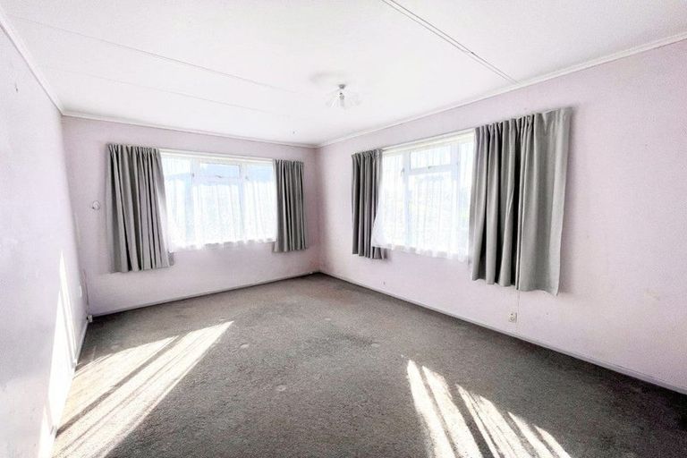 Photo of property in 1 Kapiti Terrace, Castlecliff, Whanganui, 4501