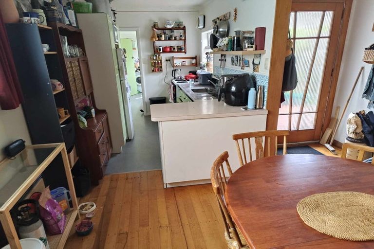 Photo of property in 34 Dorking Road, Brooklyn, Wellington, 6021