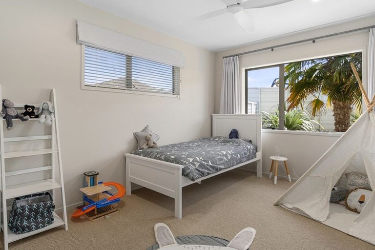 Photo of property in 15 Dove Place, Pyes Pa, Tauranga, 3112