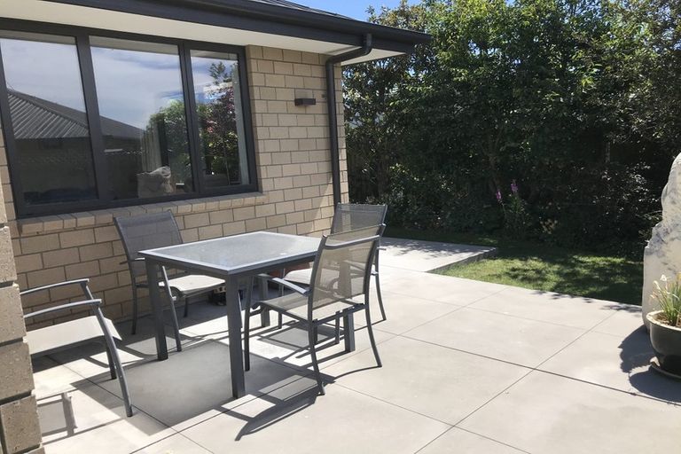 Photo of property in 83 Kotuku Crescent, Woolston, Christchurch, 8023