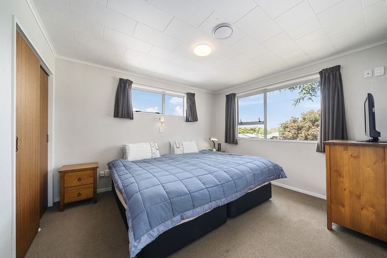 Photo of property in 55 Eatwell Avenue, Paraparaumu Beach, Paraparaumu, 5032