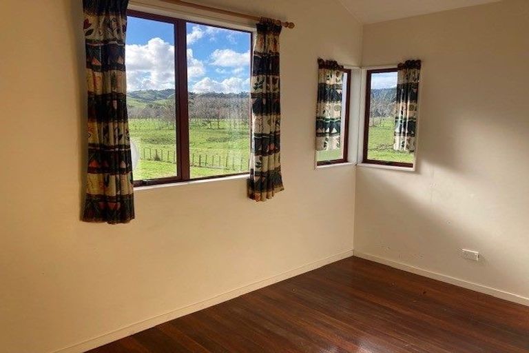 Photo of property in 558 State Highway 1, Wellsford, 0975