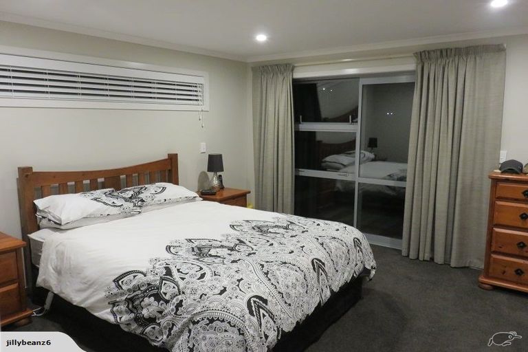 Photo of property in 5 Hydrangea Lane, Milson, Palmerston North, 4414