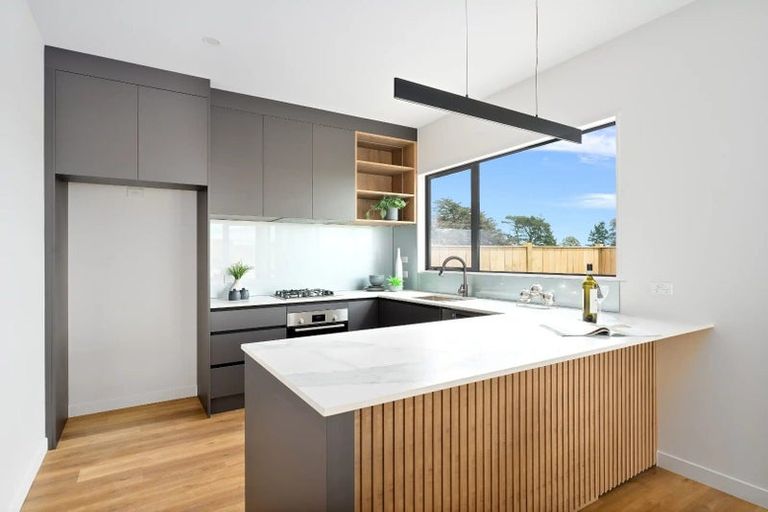 Photo of property in 6 Kaititiko Road, Rosehill, Papakura, 2113