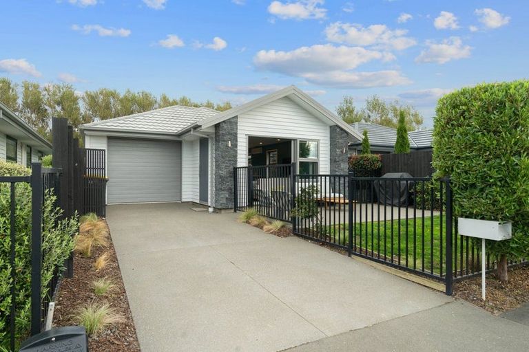 Photo of property in 57 Packard Crescent, Halswell, Christchurch, 8025
