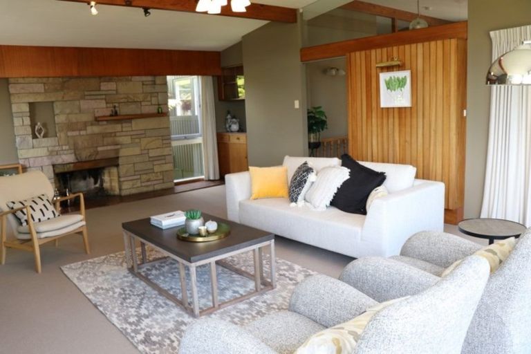 Photo of property in 345 Devonport Road, Tauranga, 3110