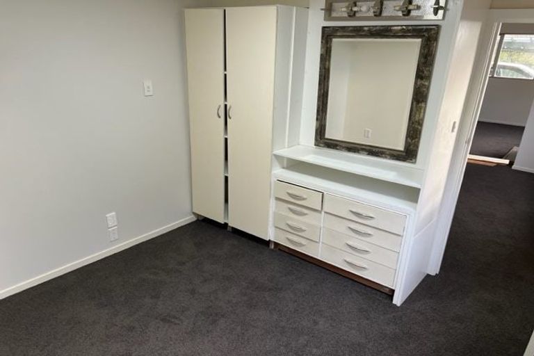 Photo of property in 3/53 Onewa Road, Northcote, Auckland, 0627