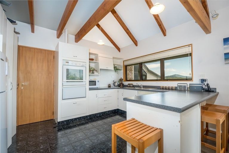 Photo of property in 18 Moana View Road, Waikawa, Picton, 7220