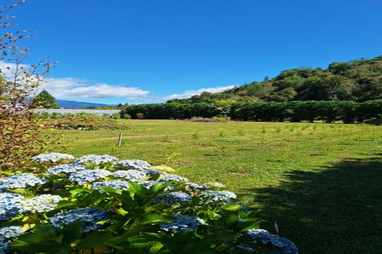 Photo of property in 14 Munson Street, Reefton, 7830