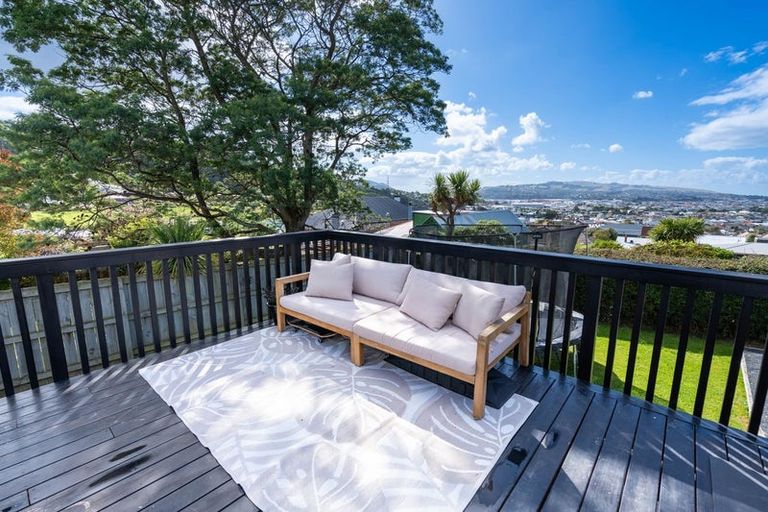 Photo of property in 19 Cole Street, Caversham, Dunedin, 9012