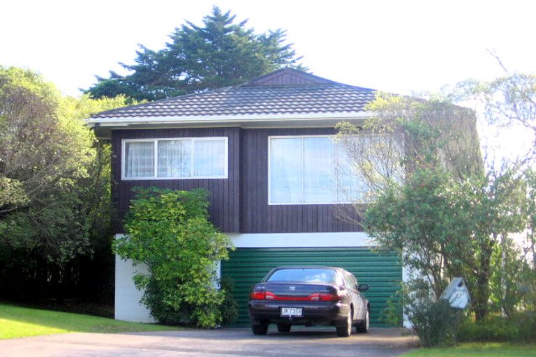 Photo of property in 47 Waimumu Road, Massey, Auckland, 0614