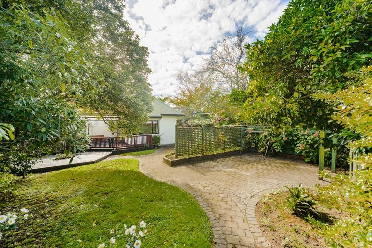 Photo of property in 78 Churchill Avenue, Hokowhitu, Palmerston North, 4410