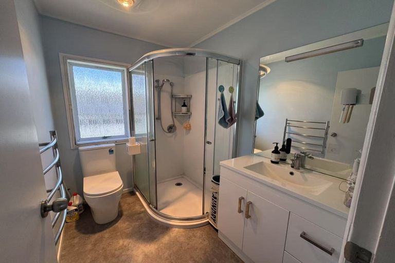 Photo of property in 4 Cedar Place, Hillcrest, Hamilton, 3216