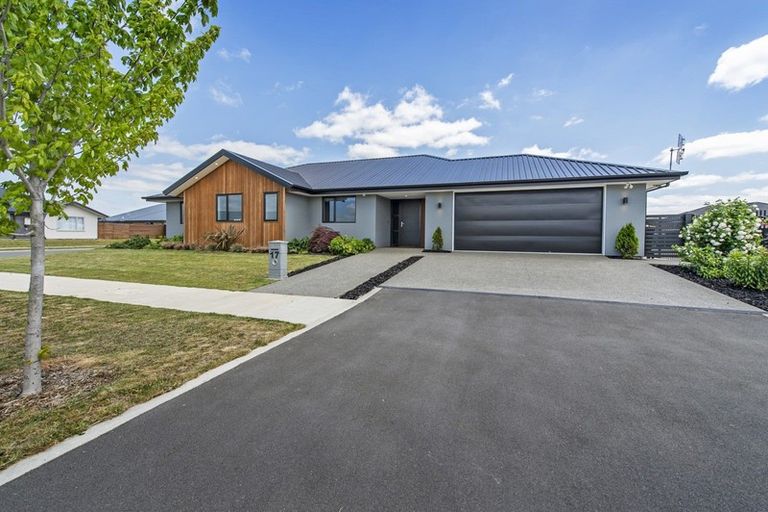 Photo of property in 17 Philippa Drive, Rolleston, 7615