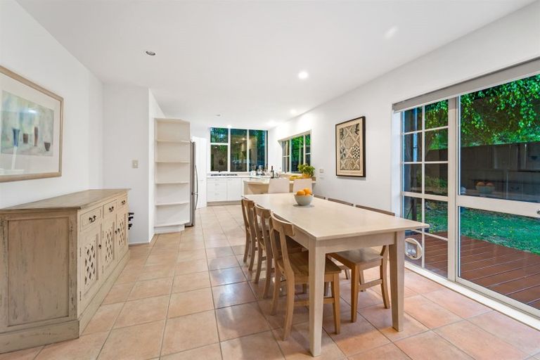 Photo of property in 6/37 Uppingham Crescent, Hillcrest, Auckland, 0627