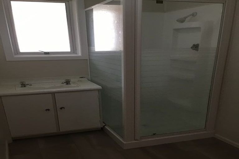 Photo of property in 56a Young Street, New Plymouth, 4310