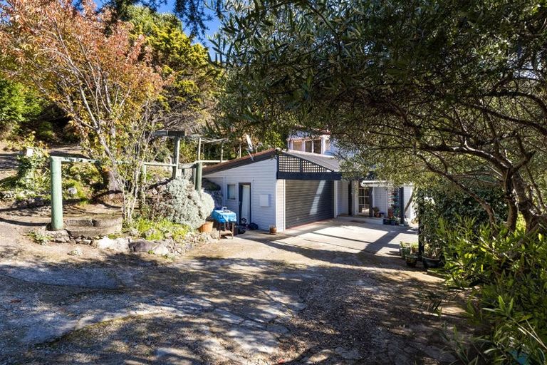 Photo of property in 577 Queen Charlotte Drive, Havelock, Picton, 7281