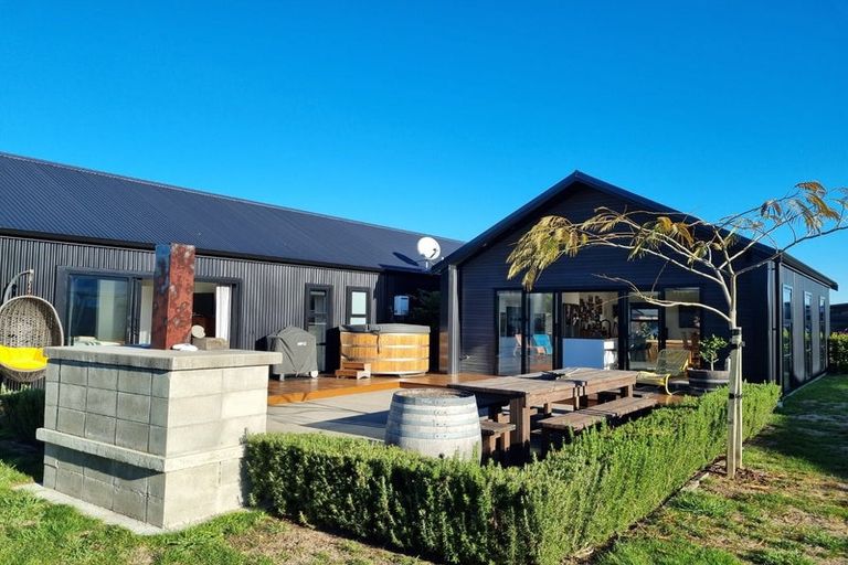 Photo of property in 16 Fantail Avenue, Carterton, 5713