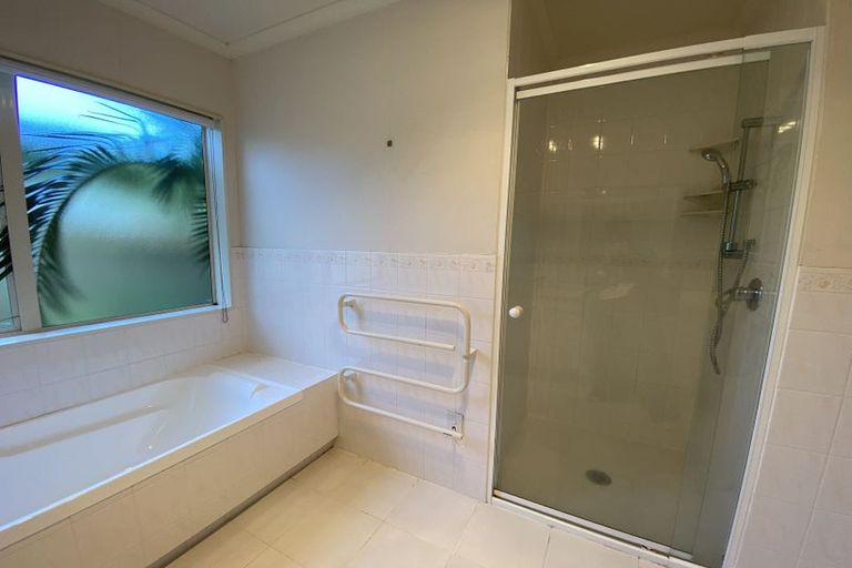 Photo of property in 48 Princeton Parade, Albany, Auckland, 0632