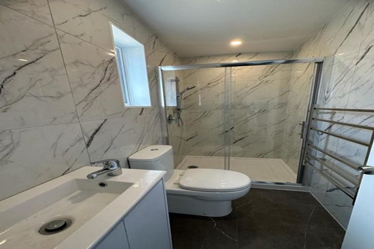 Photo of property in 8 Kentville Place, Somerville, Auckland, 2014