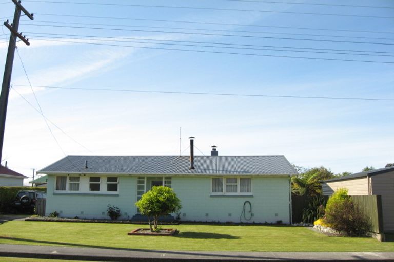 Photo of property in 25 Bentham Street, Westport, 7825