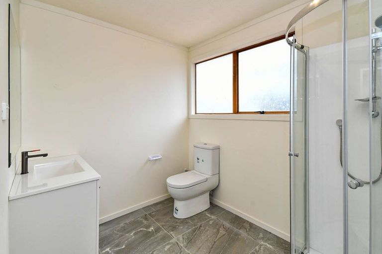 Photo of property in 4 Montego Place, Weymouth, Auckland, 2103