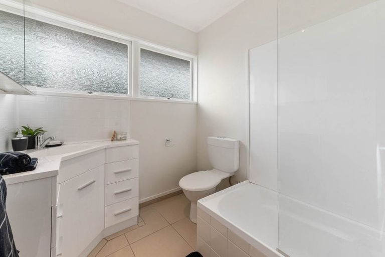 Photo of property in 11 Mansfield Road, Owhata, Rotorua, 3010